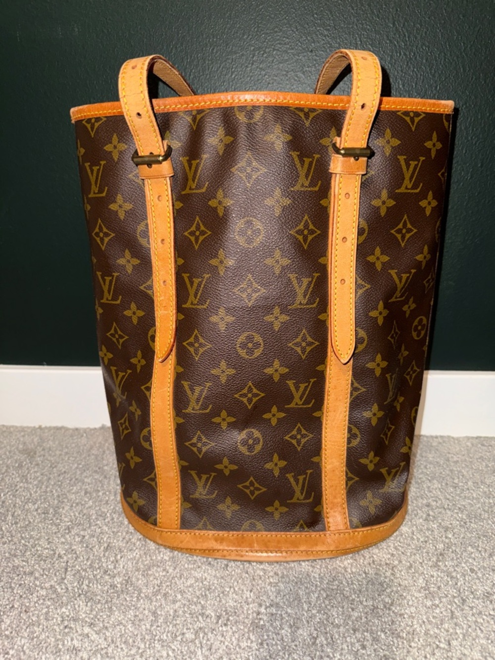Louis Vuitton Monogram Bucket Tote in Brown and Tan Leather Trim - Picture 2 of 15